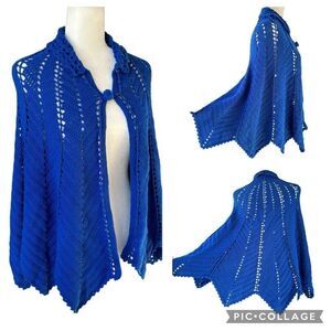 Handmade 60s Royal Blue Granny Knit Crochet Cape Poncho Zigzag Hem Collar Button